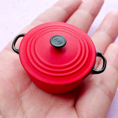 Dollhouse Casserole Pot | Miniature Kitchen Utensil | Doll House Cookware (Red / 45mm x 23mm)