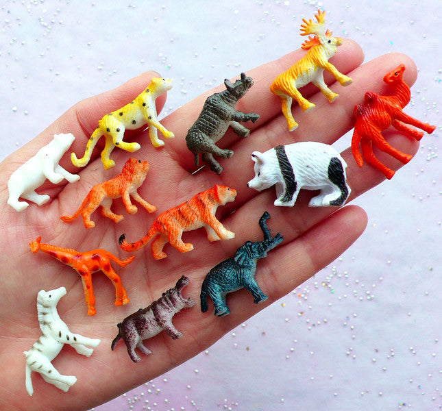 Miniature Wild Animal | Terrarium & Fairy Garden Supplies | Tiny Mini Animal Toy in 3D | Bonsai Decoration (12pcs / Tiger Lion Zebra Panda Reindeer Elephant Camel Rhinoceros Hippo Giraffe Polar Bear Leopard)