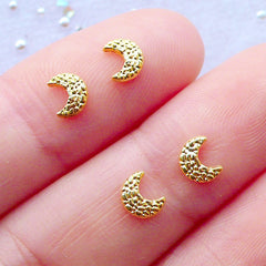 Crescent Moon Nail Charms | Nail Cabochons | Kawaii Nail Art | Celestial Nail Designs | Magical Girl Nail Decoration | Mahou Kei Nails | Fillers for Resin Art (4pcs / Gold / 4mm x 5mm)