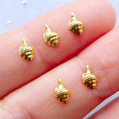 Sea Shell Nail Charms | Tiny Seashell Nail Cabochons | Marine Life Nail Art | Mini Lightning Whelk Cabochons | Beach Nail Designs | Ocean Nail Decoration | Kawaii Resin Craft Supplies (5pcs / Gold / 4mm x 6mm)