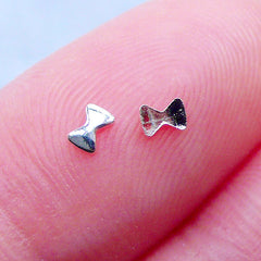 Tiny Mini Bow Nail Charms | Kawaii Nail Design | Cute Nail Decoration | Embellishments for UV Resin Art | Nail Art Supplies (10pcs / Silver / 3mm x 2mm)