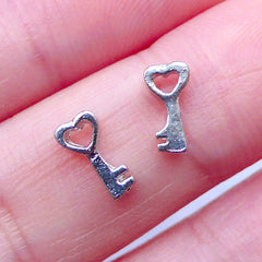 Tiny Mini Heart Key Floating Charms | Embellishment for UV Resin Crafts | Glass Memory Locket Charm | Living Locket | Shaker Charm Making (2pcs / 4mm x 8mm)