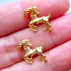 Capricorn Charms | Zodiac Sign Embellishments | Horoscope Filling Materials | Astrology Charm | UV Resin Jewelry (2pcs / Gold / 13mm x 12mm)