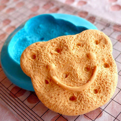 Bear Cookie Mold Biscuit Mold 33mm Silicone Flexible Mold Kitsch Sweets Jewelry Charms Kawaii Cellphone Deco Mold Polymer Clay Mold MD158