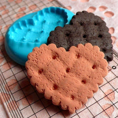 Heart Cookie / Biscuit (35mm) Silicone Mold Flexible Mold - Miniature Food, Jewelry, Charms (Resin, Clay, Paper Clay, Fimo, Gum Paste) MD157