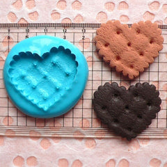 Heart Cookie / Biscuit (35mm) Silicone Mold Flexible Mold - Miniature Food, Jewelry, Charms (Resin, Clay, Paper Clay, Fimo, Gum Paste) MD157