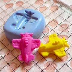 Airplane (15mm) Silicone Flexible Push Mold - Jewelry, Charms, Cupcake (Clay Fimo Casting Resins Epoxy Wax Soap Gum Paste Fondant) MD548
