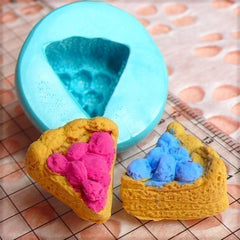 Kawaii Mold Blueberry Redberry Cake Slice 16mm Silicone Flexible Mold Miniature Sweets Dollhouse Food Mold Fimo Clay Kitsch Cabochon MD326