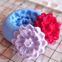 Pom Pom Chrysanthemum Flower Mold 16mm Flexible Silicone Mold Jewelry Earrings Gumpaste Fondant Fimo Polymer Clay Mini Cupcake Topper MD564