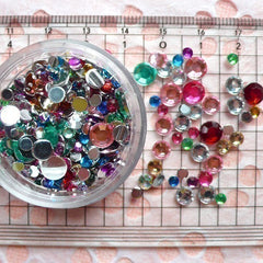 Rhinestones Mix 2mm to 6mm Round Faceted Rhinestones (600 to 700 pcs) RHM005