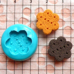 Silicone Mold Flexible Mold - Flower Shaped Cookie / Biscuit (15mm) Miniature Food, Jewelry, Charms (Resin, Paper Clay, Fimo) MD147