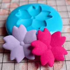 Flower / Sakura (17mm) Silicone Flexible Push Mold - Miniature Food, Sweets, Jewelry, Charms (Clay, Fimo, Resins, Gum Paste, Fondant) MD815