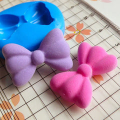 Bow / Bowtie (24mm) Silicone Flexible Push Mold - Jewelry, Charms, Cupcake (Clay, Fimo, Resin, Epoxy, Soap, Wax, Gum Paste, Fondant) MD481