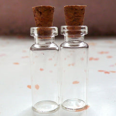 Mini Glass Vile with Cork (28mm x 10mm / 0.7ml / 2pcs) Long Tiny Glass Bottle Small Glass Jar Miniature Vial Terrarium Charm Pendant MC23