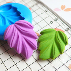 Leave / Leaf (21mm) Silicone Flexible Push Mold - Miniature Food, Sweets, Jewelry, Charms (Clay, Fimo, Resin, Gum Paste, Fondant, Wax) MD558