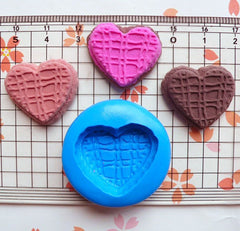 Flexible Mold Silicone Mold - Heart Cookie / Biscuit (24mm) Miniature Food, Sweets, Jewelry, Charms (Clay, Fimo, Resin, Fondant) MD200