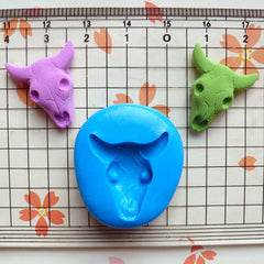Bull Head Skull / Skeleton (21mm) Silicone Flexible Push Mold - Jewelry, Charms, Cupcake (Clay Fimo Epoxy Resin Wax GumPaste Fondant) MD422