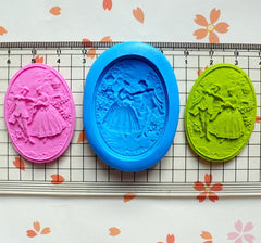 Cameo Mold Victorian Lover Garden 39mm Flexible Silicone Mold DIY Jewelry Pendant Mold Butter Mold Chocolate Scrapbooking Mold Wedding MD642