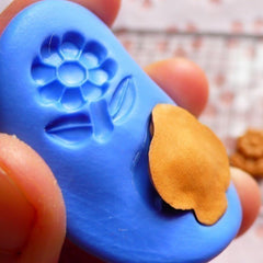Heart Mold w/ Ribbon 14mm Flexible Silicone Mold Kawaii Mini Cupcake Topper Mold Fondant Gumpaste Scrapbooking Mold Polymer Clay Fimo MD515