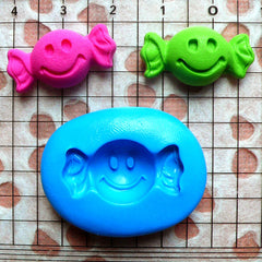 Smiley Candy Mold Bow Tie Candy 23mm Flexible Silicone Mold Kawaii Sweets Deco Fimo Polymer Clay DIY Jewelry Cabochon Charms Gumpaste MD697