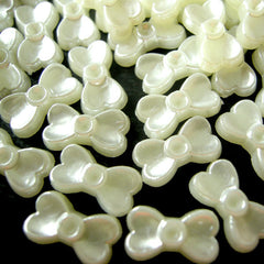 Pearlized Bow Cabochon / Bowtie Pearl Cabochons (CREAM WHITE) (14mm) (around 30 pcs) PES41