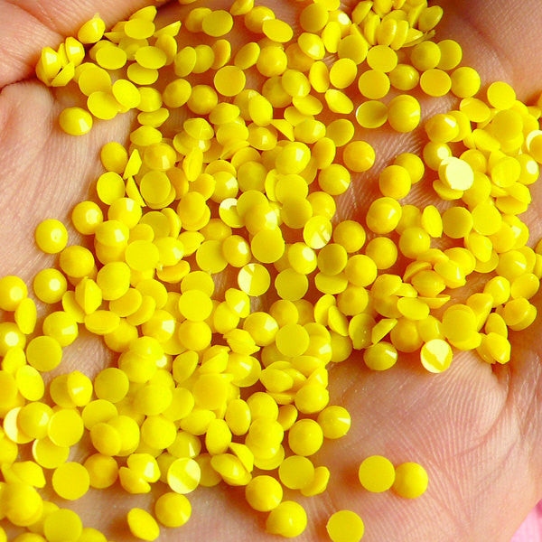 CLEARANCE 4mm Rhinestones (Pastel Yellow) 14 Faceted Cut Round Resin Rhinestones (150pcs) Decoden Cell Phone Deco Nail Art Fake Sweets Deco RHP413