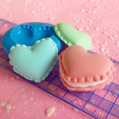 Heart Macaron Mold 24mm Flexible Silicone Mold Kawaii Cell Phone Deco Miniature Sweets Kitsch Jewelry Charms Decoden Cabochon Mold MD254