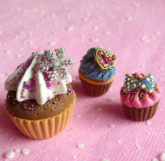 Tiny Butterfly Cabochon Set (Gold) (5pcs) Fake Miniature Cupcake Topper Nail Art Decoration Scrapbooking NAC061