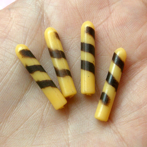 Dollhouse Chocolate Wafer Stick Cabochon (4pcs / 4mm x 22mm) Faux Miniature Sweets Topping Fake Sweets Deco Kawaii Decoden Supplies FCAB054