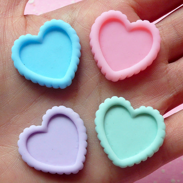 Miniature Tart Bottom Cabochon in Heart Shape (4pcs / 24mm x 23mm / Pastel Color Mix) Kawaii Resin Cabochon Dollhouse Sweets Deco FCAB055