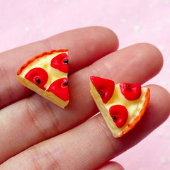 CLEARANCE Miniature Apple Pie Cabochons (2pcs / 16mm x 15mm) Dollhouse Food Cabochon Kawaii Decoden Phone Case Fake Sweets Jewellery Making FCAB064