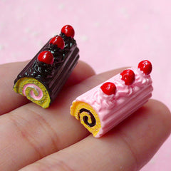 Swiss Roll Resin Cabochon Decoden Sweets Cabochon (2pcs / 10mm x 20mm / Strawberry & Chocolate) Dollhouse Miniature Kawaii Supplies FCAB067