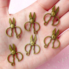 CLEARANCE Scissors Charms (6pcs) (26mm x 20mm) Antique Bronzed Metal Finding Pendant Bracelet Earrings Zipper Pulls Bookmarks Key Chains CHM030