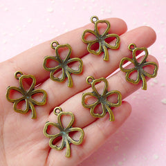 Four Leaf Clover Antique Bronzed Charms (6pcs) (25x20mm) Metal Finding Pendant Bracelet Earrings Zipper Pulls Bookmarks Key Chains CHM024