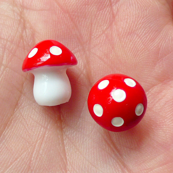 3D Mushroom Cabochon / Miniature Mushroom (2pcs / 11mm x 13mm / Red) Kawaii Fairy Tale Embellishment Fairy Garden Terrarium Making CAB188