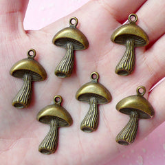 Mushroom Charms (6pcs) (28mm x 17mm) Antique Bronzed Metal Finding Pendant Bracelet Earrings Zipper Pulls Bookmark Keychains CHM054