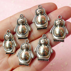 CLEARANCE Penguin Charms (6pcs) (16mm x 23mm / Tibetan Silver) Animal Charms Metal Findings Pendant Bracelet Earrings Zipper Pulls Keychains CHM112