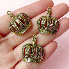 Crown Charms (3pcs) (22mm x 26mm / Antique Gold) Metal Finding Pendant Bracelet Earrings Zipper Pulls Bookmarks Key Chains CHM147