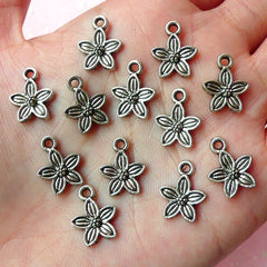 CLEARANCE Flower Lily Charms (12pcs) (11mm x 14mm / Tibetan Silver) Metal Findings Pendant Bracelet Earrings Zipper Pulls Keychains CHM143
