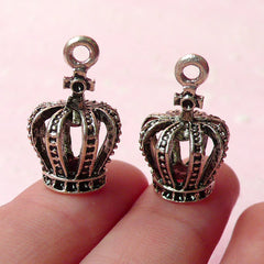 3D Crown Charms (2pcs) (13mm x 21mm / Tibetan Silver) Metal Finding Pendant Bracelet Earrings Zipper Pulls Bookmarks Key Chains CHM188