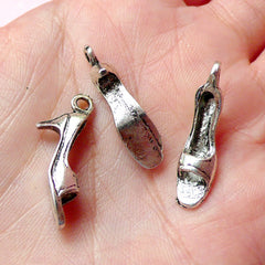 3D High Heel Sandal Charms (6pcs / 6mm x 25mm / Tibetan Silver) Findings Pendant Bracelet Earrings Zipper Pulls Bookmark Keychains CHM261