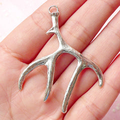 CLEARANCE Antlers Charm Reindeer Charm (1pc) (41mm x 52mm / Tibetan Silver) Christmas Charms Pendant Bracelet Earrings Zipper Pulls Keychains CHM354