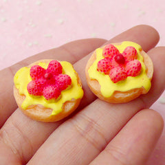 CLEARANCE Dollhouse Strawberry Raspberry Pancake Cabochons in 3D (2pcs / 21mm x 23mm) Kawaii Miniature Bakery Doll Food Fridge Magnet Making FCAB132