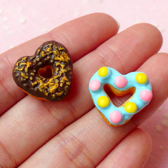 CLEARANCE Decoden Cabochon / Heart Doughnut Cabochon / Donut Resin Cabochon (2pcs / 18mm x 16mm) Fake Sweets Jewelry Kawaii Cellphone Deco FCAB145