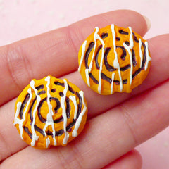 Cinnamon Roll Sweet Roll Cabochon / Fake Food Resin Cabochons (2pcs / 20mm) Dollhouse Bakery Miniature Bread Kawaii Dessert Decoden FCAB167