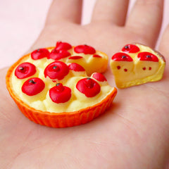 Decoden Pieces Dollhouse Apple Pie (2pcs / 36mm x 11mm / Flatback) Kawaii Miniature Sweets Deco Doll Food Craft DIY Fridge Magnet FCAB171