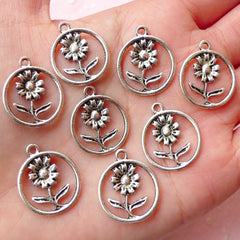 Flower Daisy Charms (8pcs) (17mm x 21mm / Tibetan Silver) Metal Findings Pendant Bracelet Earrings Zipper Pulls Bookmarks Keychains CHM373