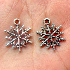 Snowflake Charms (10pcs) (15mm x 19mm / Tibetan Silver) Metal Findings DIY Christmas Pendant Bracelet Earrings Zipper Pulls Keychains CHM414