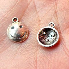 Smiley Charms (12pcs) (10mm x 13mm / Tibetan Silver) Metal Finding Pendant Bracelet DIY Earrings Zipper Pulls Bookmark Keychains CHM439