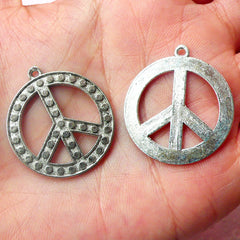 Peace Charms (3pcs) (26mm x 29mm / Tibetan Silver) Peace Sign Charms Pendant Bracelet Connector Earrings DIY Zipper Pulls Keychain CHM448
